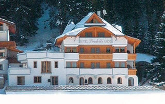 Hotel Garni Pradella イシュグル エクステリア 写真
